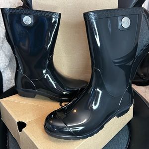 UGG Sienna Rain Boot (waterproof)